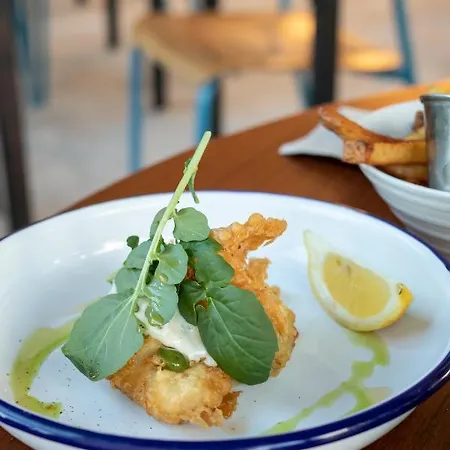 Grande Maison A Deux Pas De La