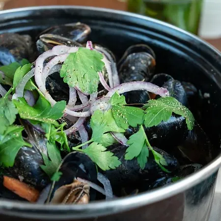 Grande Maison A Deux Pas De La * Бре-Дюн