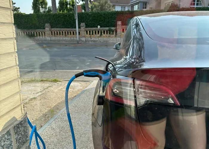 Grande Maison à Deux Pas De La