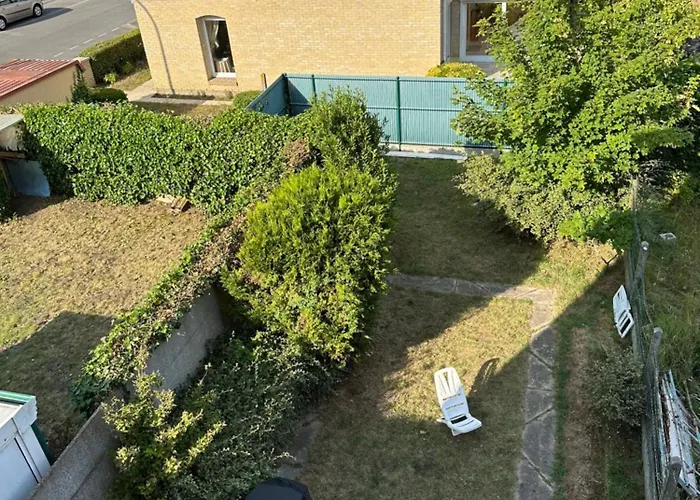 Grande Maison à Deux Pas De La